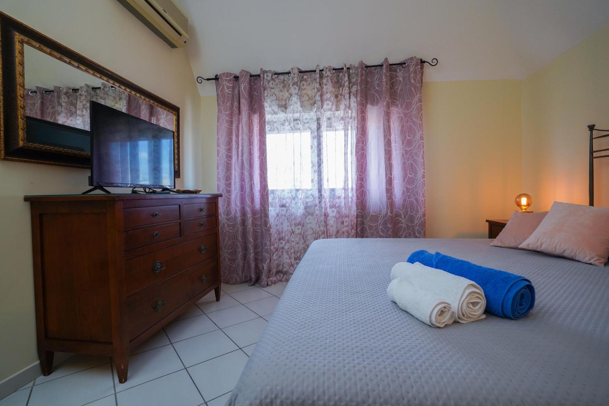 La Casa Di Azzurra Centro Citta Appartamento Fino A 4 Posti Letto E 2 Bagni Foggia Zewnętrze zdjęcie