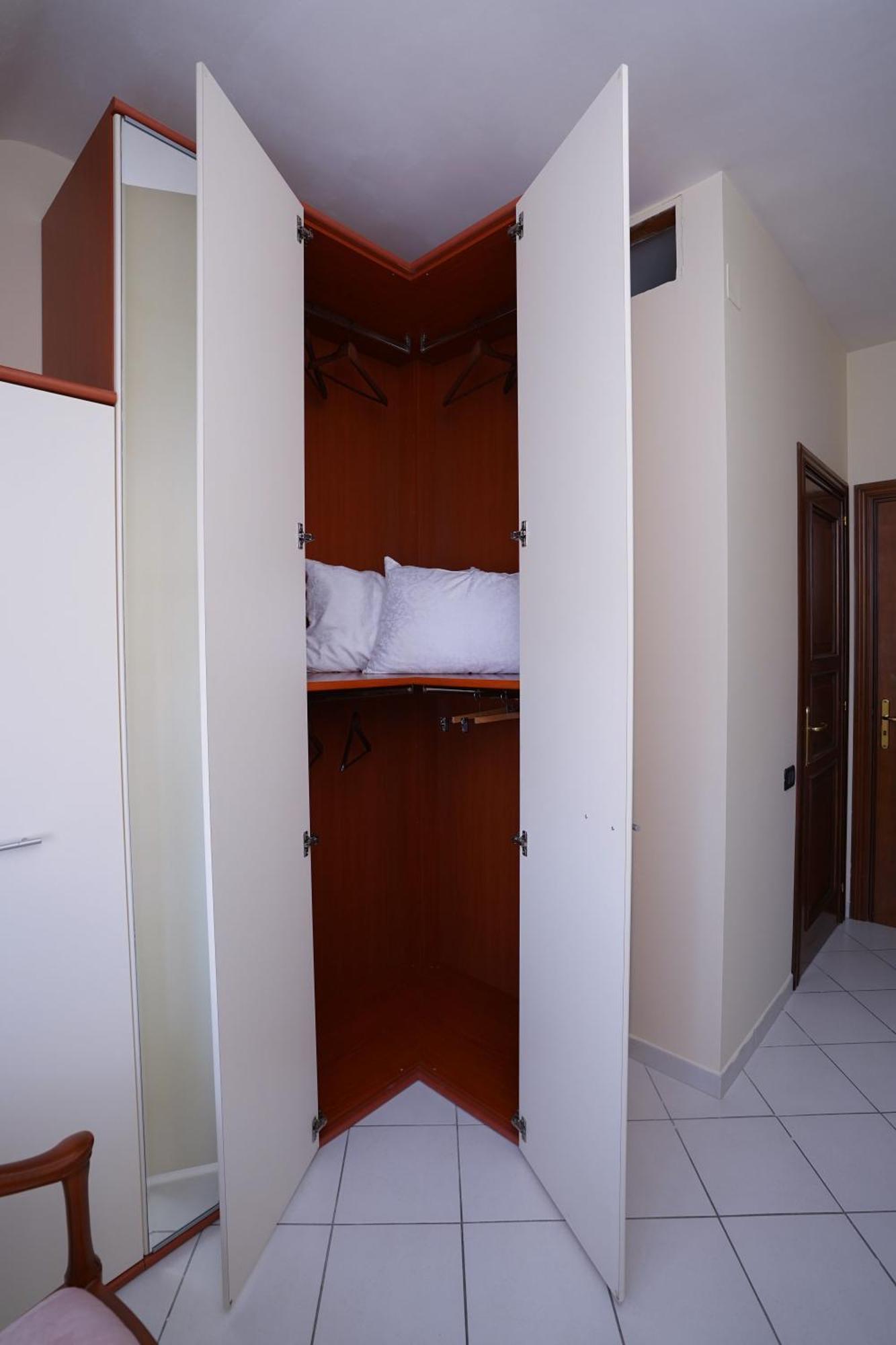 La Casa Di Azzurra Centro Citta Appartamento Fino A 4 Posti Letto E 2 Bagni Foggia Zewnętrze zdjęcie