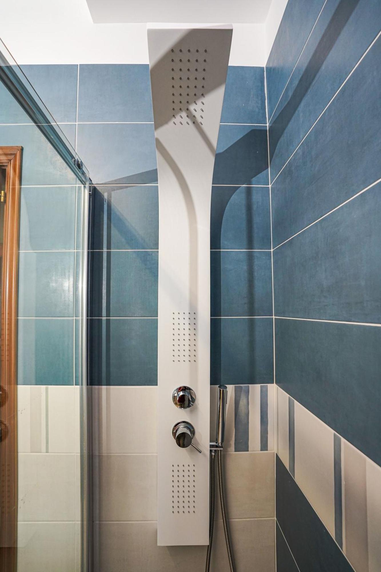 La Casa Di Azzurra Centro Citta Appartamento Fino A 4 Posti Letto E 2 Bagni Foggia Zewnętrze zdjęcie