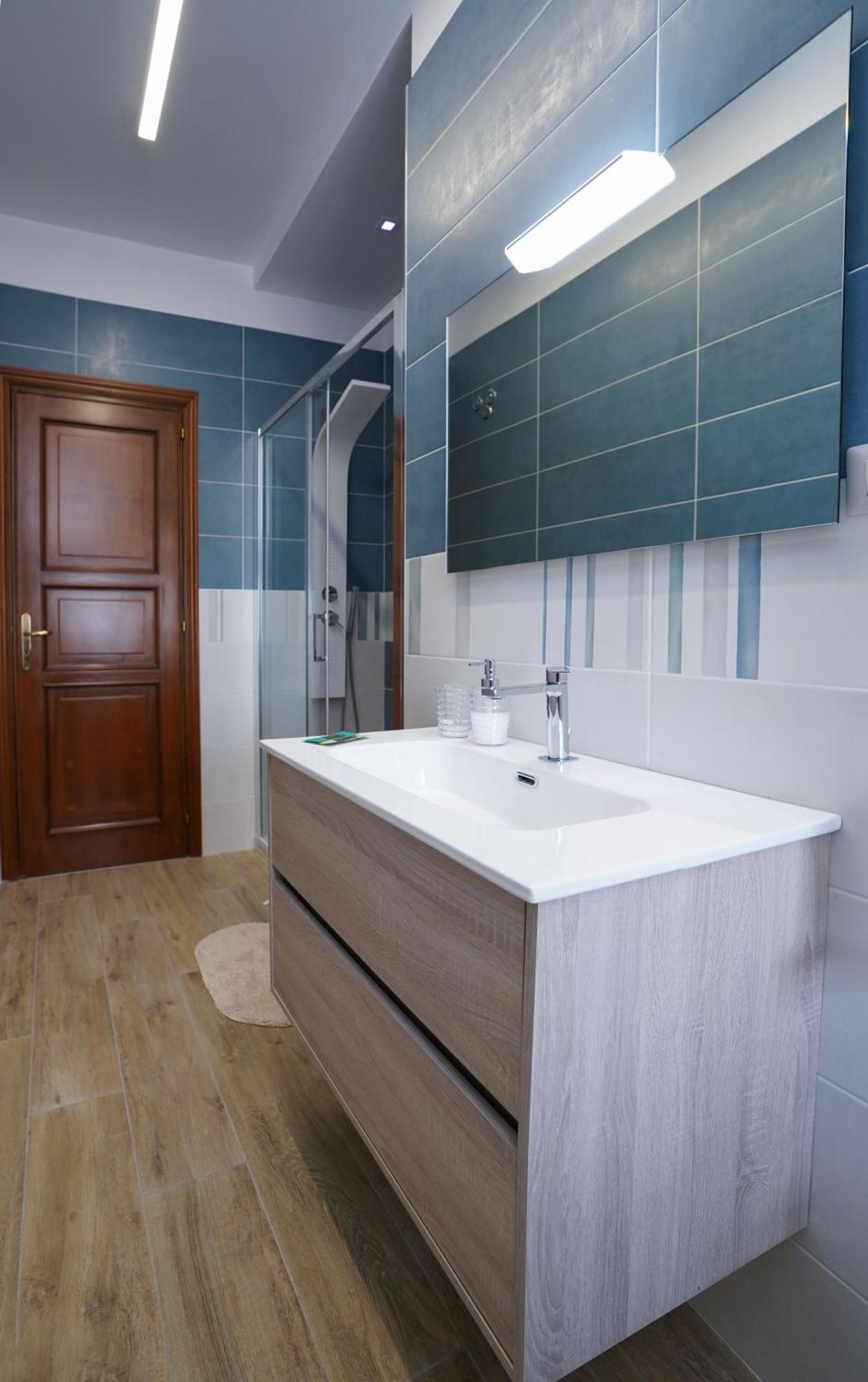 La Casa Di Azzurra Centro Citta Appartamento Fino A 4 Posti Letto E 2 Bagni Foggia Zewnętrze zdjęcie